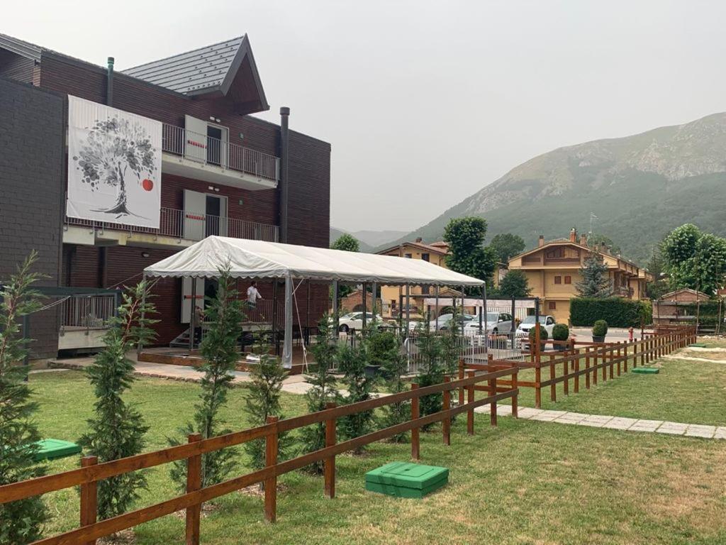 Grand Chalet Delle Rocche Rocca di Mezzo Bagian luar foto
